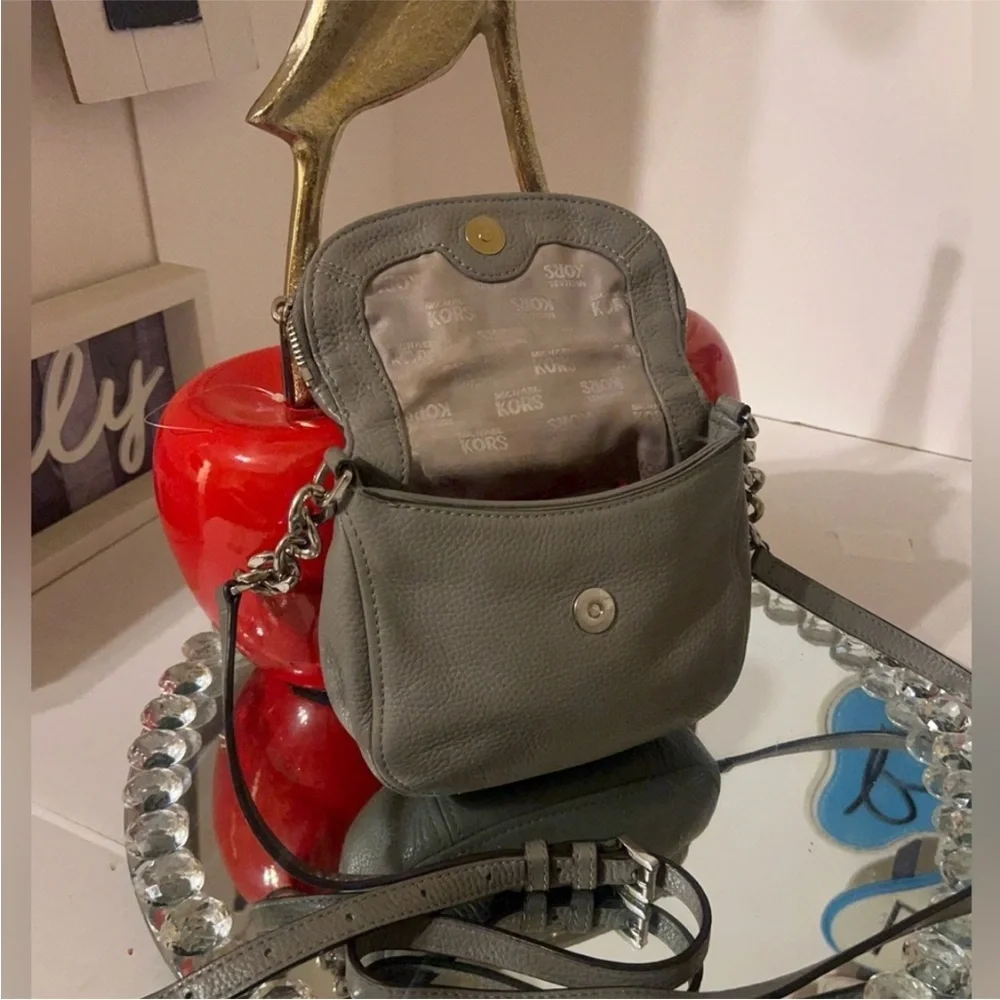 Michael Kors Pebble Gray Leather Crossbody Bag